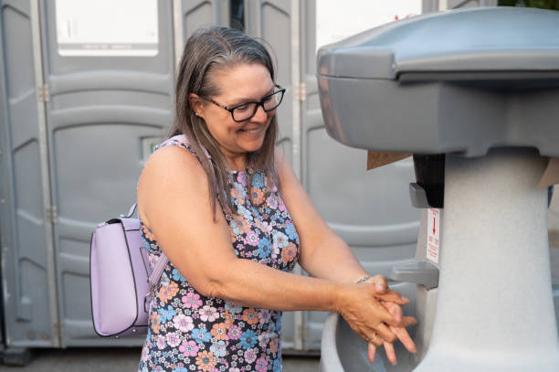 Portable Toilet Options We Offer in Roseland, FL
